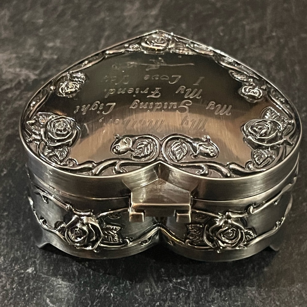 Engraved Jewellery box - Picture 4 of 8